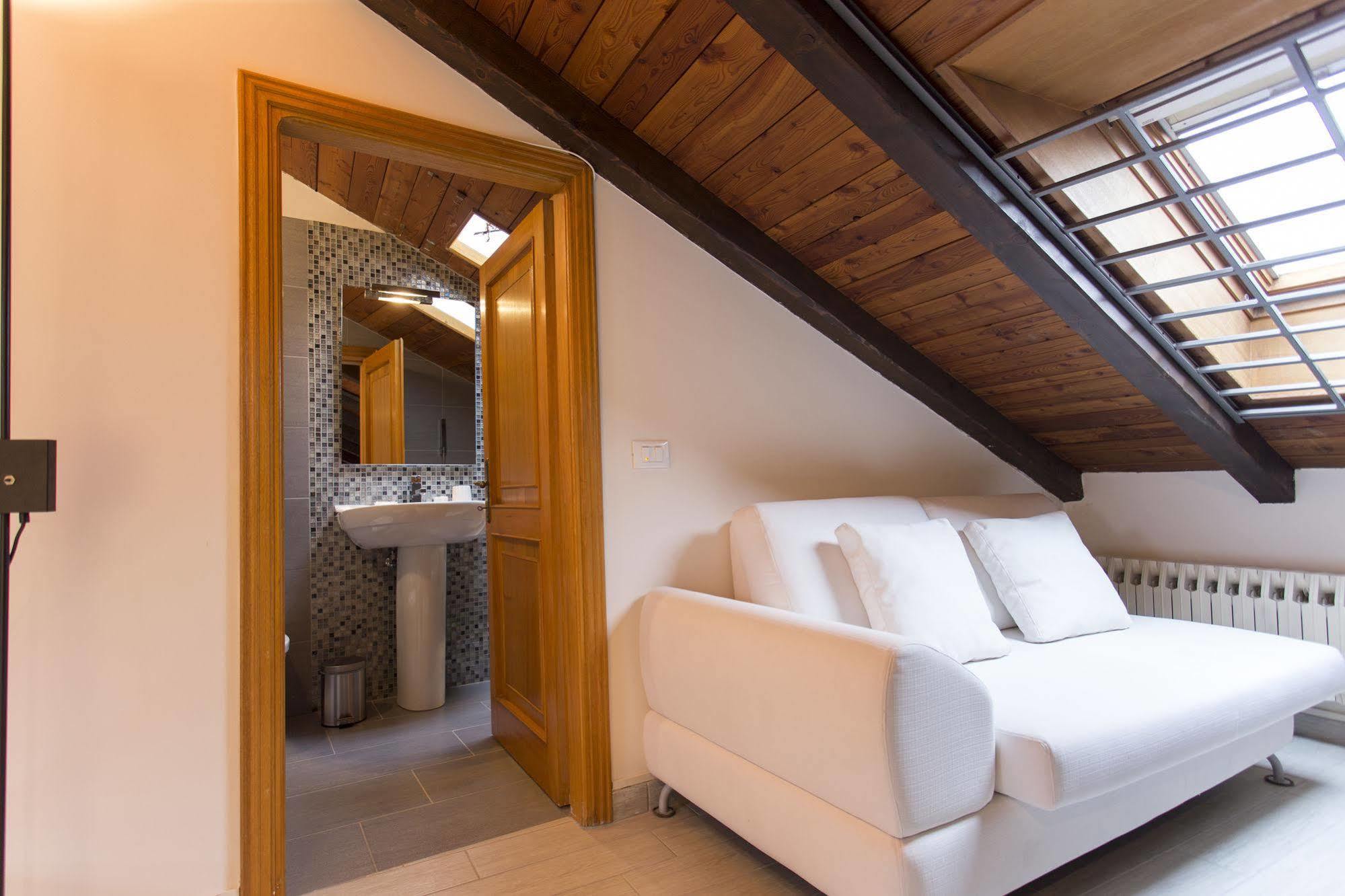 Residenza Ariosto Depandance By Studio Vita Bolonia Zewnętrze zdjęcie