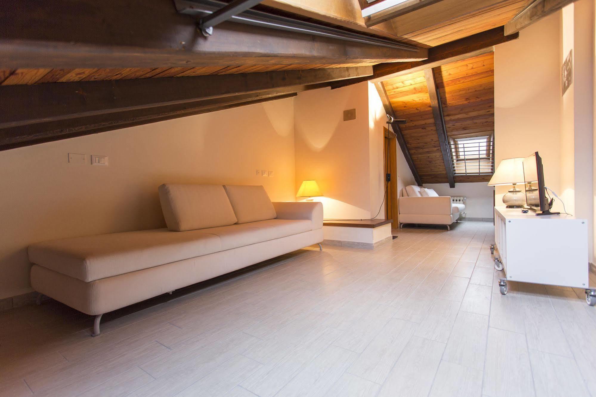 Residenza Ariosto Depandance By Studio Vita Bolonia Zewnętrze zdjęcie